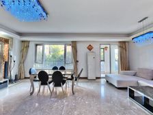 万科红郡 4室1厅 130.69平