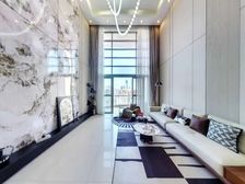 11.13蔚蓝海岸三期33栋17B、255.8㎡拍1560万