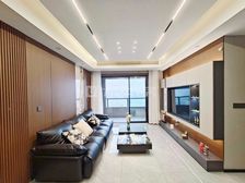 璧山轻轨站 豪装三房 出门就是公园和商圈
