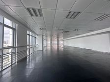 徐汇区上海体育馆商圈,1260平整层,12个月免租期