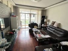 此房业主诚心出售 看房有钥匙 中间楼层 中间位置 价格可谈