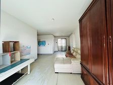 品质商品房 三房两厅两卫 电梯景观楼层 人车分流 看房方便