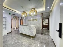 东直门地铁口东方银座145平美容装修有上下水 宇飞大厦 天恒