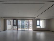 南滨路精装四居 长嘉外滩中层景观房 品质四代宅 次新小区