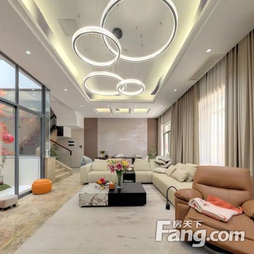 金山谷别墅 6室4卫2厅 518平精装修 55000元/月