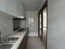 保利和光尘樾三期 104.62平3居 南向精装修 着急出售