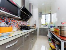 嘉怡水岸精装两房,诚意出售,房屋空间布局优