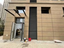 晋阳湖临街商铺24平仅48万 5.4米层高业态丰富