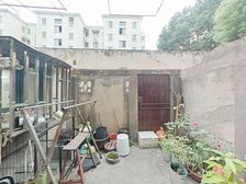 新上双南双天井,一梯两户钥匙房,上适存,小区美丽家园改造中