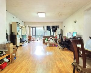 成电花园 套四双卫 简装 带储物间 2阳台 明厨明卫
