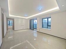 汽博极核丶精装三房近轻轨丶横厅设计(渝八丶加持)来店谈