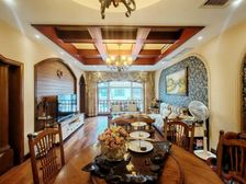 金科大顶跃!轻轨口!带大露台!