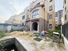 一桥之隔城区别墅 建好半成品急售 四层半带车位带花园诚心出售