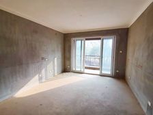 南排是公园 采光无挡 南北通透 满五 地铁房 小高层