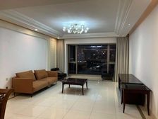 超高区G户型大两房 看外滩全景和四件套 诚意出售 方便看房