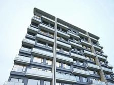 京玺 地铁旁 带阳台 近地铁 79平米300万起