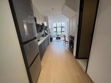 七 中 市政府对过 人民路 位置 丰铭广场