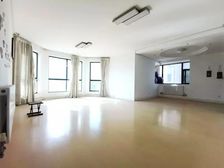 国华经典非常正气,楼层好、采光佳,让您居住非常舒适!