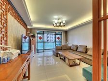 虹桥万博花园 4室2厅 南