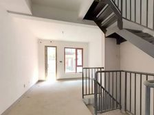 十里春风 4室2厅 157.49平