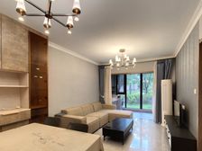 天琴湾二次精装拎包入住,楼层好,诚心出售价格可谈