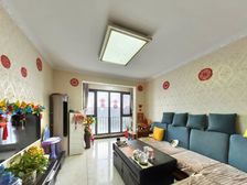 永威小三房!俯瞰龙子湖!好楼层视野!随时看!诚心急卖