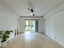 五兴好房 看房随时 南北通双阳台 户型合理 车位充足 南北