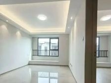 京西五环 地铁学府洋房 精装新房现房 好楼层视野开阔采光好!