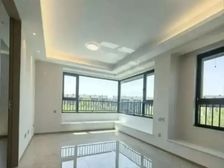 长阳地铁三居新房精装转角大飘窗 景观被绿植环绕 风景房视野好