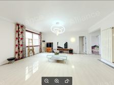 捡漏 西工区 盛世唐庄旁边 上阳华府 中间楼层 精装修 三室