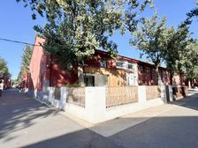 南北通透带超大丨门口可停车精装带家具丨可办公接待会所