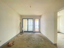 红帆路 国奥村二期清水三房 门口就是地铁四号线房方便价格空砍