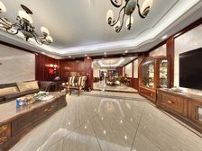 急卖的一二楼带南北花园,新装修,拎包入住