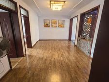 四中金属公司三室两厅精装南北通透赠小房老证随时看房