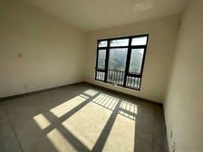 颐湾丽庭 4室2厅4卫 精装修 1288万元