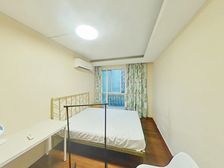 新都花园,三室两厅两卫,近蓝村路4/6号线,单价5万多