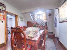 底价呈现,(佣)(金)0.5%,稀缺四楼复式,两个露台有车库