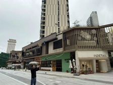 4字头 红谷滩地铁口 80米门宽展示 适合自用展厅茶室美容