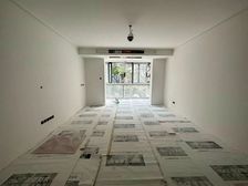 三新附属 海德一楼带边套花园 临河位置 户型正气 价格可议!