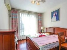 新丰家园!户型好,已装修,带家具家电,可按揭,户型好!