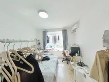 6号,14号线地铁旁大三房, ,电梯中区,出国着急用钱
