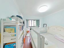 新上!自住精装修 一梯两户 花园位置 无硬伤