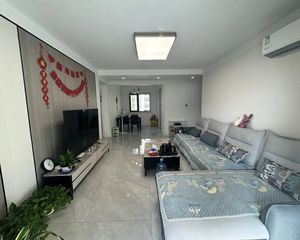 天正房 一套精装房,邻近十九中,包老证