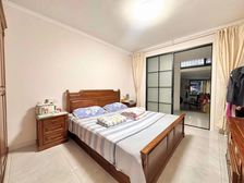 热门地段,送15平花园,精装可拎包住,近6号线,小区花园位置