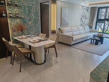 真不赖! 户型 三室三卫 公摊太小了 通体阳台落地窗崇文府