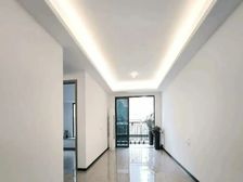 新世界花园 诚心出售 送家私家电送车位 价格可谈 包税南向