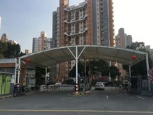 北饭厅落地窗+业主精装+近地铁通勤便利