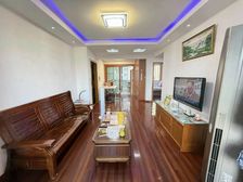 高楼层视野好 精装可拎包入住 南北通透 楼龄新 满五