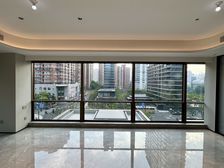 外滩兰庭锦兰,高奢四房诚意出售,景观楼层,性价比高,随时看。