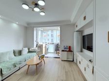 春申景城二期户型方正卧室朝南带阳台户型通透客厅宽敞